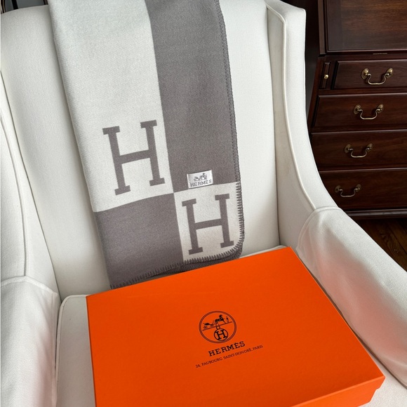 Hermes Avalon Blanket - Picture 8 of 11